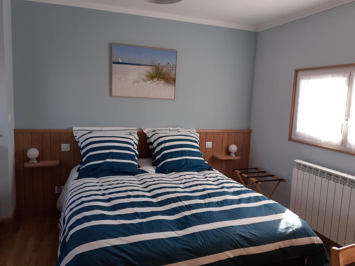 Au Bord De L'Eau Bed & Breakfast Ecluzelles Ruang foto